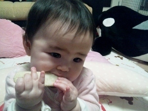 160207_両手の小指立ち (300x225).jpg