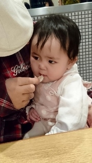 2016-4-19 バケットで食事2 (225x400).jpg